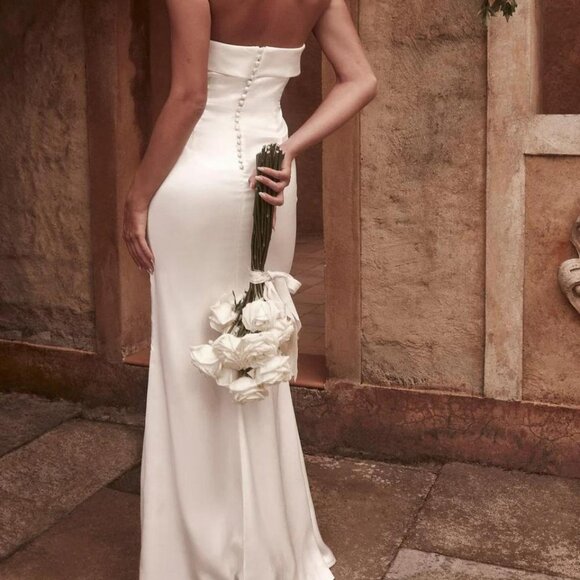 MESHKI Kaitlin Dress - Picture 1 of 3